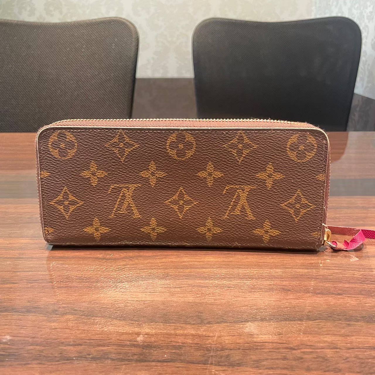 ブランド